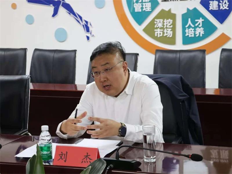 中国有色金属工业协会党委副书记范顺科一行莅临明泰铝业调研